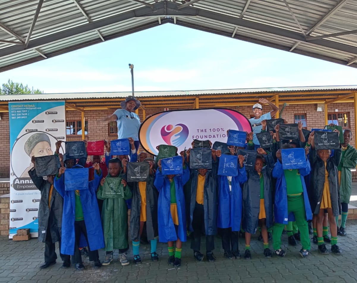 Sanitary towels distribution 3